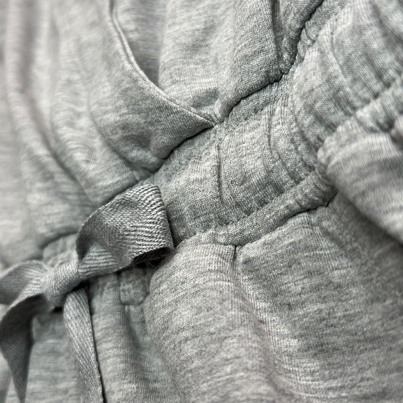 NWT Splendid x Cella Jane Supersoft Surplice Jumpsuit Gray Size Small - Picture 9 of 16